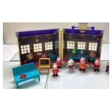 Peppa Pig Deluxe Fold N Go Schoolhouse Playset