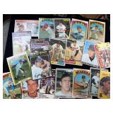 20 1960ï¿½s-70ï¿½s Baseball Cards Featuring Various ML