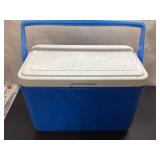 Blue Coleman Cooler With Broken Lid Hinges, 13 x 1
