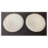 White Porcelain Plates with Embossed Edge Design
