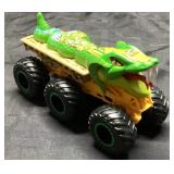 Green Alligator-Themed Toy Monster Truck with Six