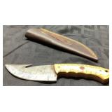 Handcrafted Folding Knife with Leather Sheath, App