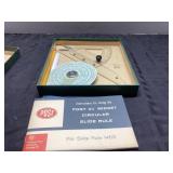 K&E Luxylite Tri-Tractor and Post 4 1/4 Inch Midge
