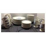 Pfaltzgraff Pottery Set Includes Plates, Mugs, and