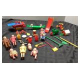 Dollhouse Accessories and Figurines