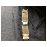 Rumors Quartz Watch with Metal Mesh Band and New B