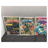 Marvel Super Heroes Secret Wars Comic Lot Featurin