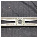 Stanley No. 132 24' Aluminum Level Tool