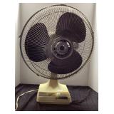 Vintage 16' Oscillating 3-Speed Fan, Working