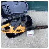 Poulan Pro 262 Chainsaw 18' 42cc With Case, Oil