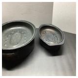 2 Black Speckled Enamel Roasting Pans