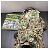 Realtree Camo Clothing With No Grid Survival Book