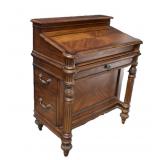 Gorgous Vintage Davenport Ship
