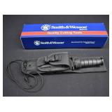 Smith & Wesson Search & Rescue Fix Blade Knife NIB