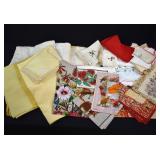 LOT- Assorted Linens