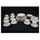 8 Place Settings Lenox SOLITAIRE Porcelain + Gravy