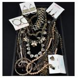 LOT GROUPING- Costume Jewelry
