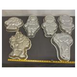 6 Wilton Aluminum Baking Pans