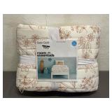 Room Essentials Satin Quilt Size Twin/XL Twin NWT