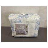 Armoire Collection Coquette Comforter