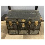 Vintage Travel Trunk 32'x18ï¿½x21ï¿½