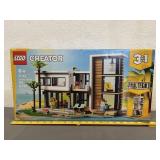 Lego Creator Modern House Set 31153