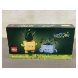 Lego Botanicals Happy Plants NWT