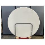 10 Lifetime Round Top Tables 60'x29'