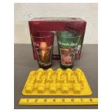 A Christmas Story Glass & Ice Cube Tray Combo Pack