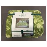 Waverly Home Queen Quilt NWT