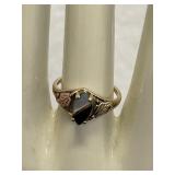 10k Black Hills Gold Ring Size 7.75, 2.2 Grams