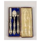 QE II, CHILD'S SILVER FLATWARE SET