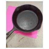 Wagner ware cast iron pan