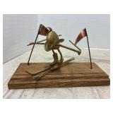 Skiing Sculpture