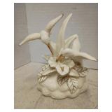 Lefton hummingbird music box