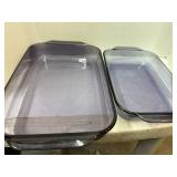 2 pyrex Pans