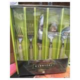 Flatware Set 20 pc
