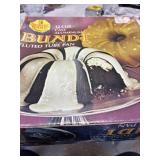 Bundt Tube Pan