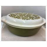 Vintage Pyrex Verde Casserole Dish with Lid 2.5