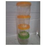 4 locking stackable bowls with lids