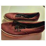 Sz 9 Vans Shoes