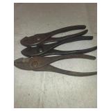 3 pair of pliers