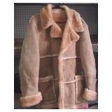 Very nice leather ladies jacket reserve