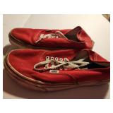 Sz 9.5 Vans Shoes