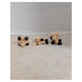 Moose figurines