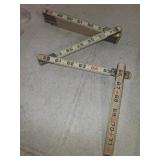 Folding ruler