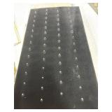 NIB Velvet Displays 54 Clip 2 pc