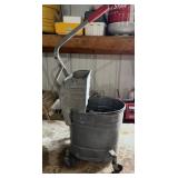 Vintage Metal Mop Bucket T1
