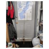 Vintage fiberglass rod 5'2 with zebco 404