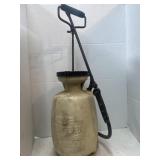 Home and garden sprayer